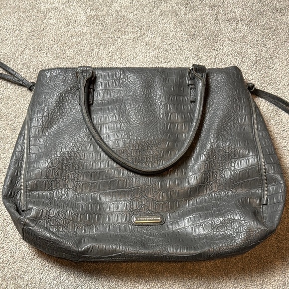 Steve Madden Gray Crocodile-Embossed Tote Bag, adjustable - Picture 12 of 13